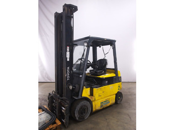 Electric forklift TOYOTA