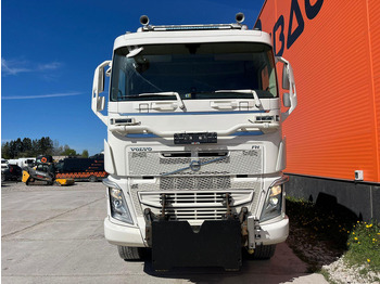 Tipper Volvo FH 540 8x4 RETARDER / TANDEM AXLE LIFT / BIG AXLES / BOX L=5704 mm: picture 3