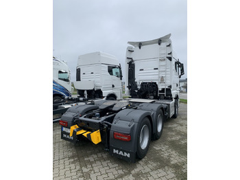 Tractor unit MAN TGX 28.520 6×2-2 Dragbil: picture 3