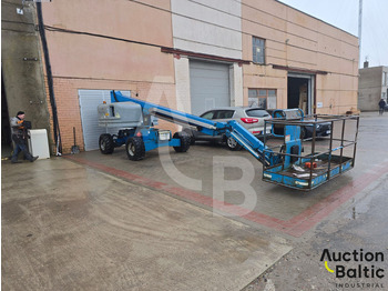 Articulated boom GENIE S45