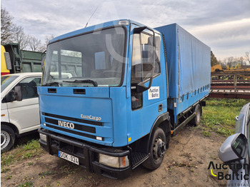 Curtainsider truck IVECO