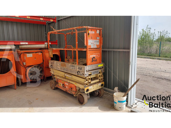 Scissor lift JLG