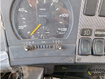 Refrigerator truck Scania P 93 ML: picture 4