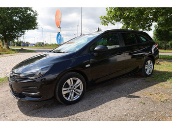 Car OPEL