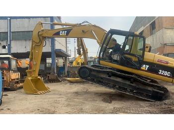 Crawler excavator CATERPILLAR 320C: picture 2 Crawler excavator CATERPILLAR 320C: picture 2