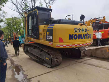 Crawler excavator KOMATSU PC200-8: picture 2 Crawler excavator KOMATSU PC200-8: picture 2