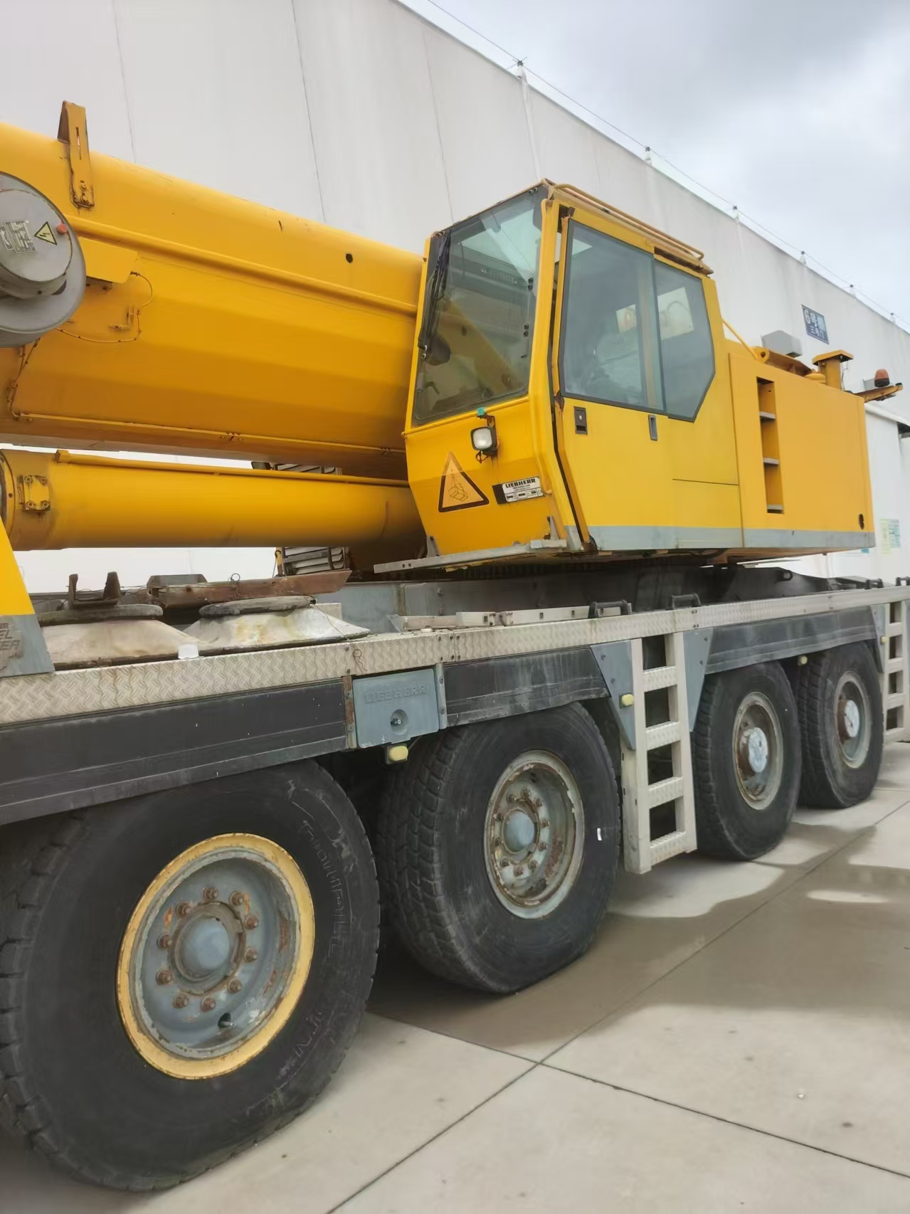 Mobile crane LIEBHERR: picture 4