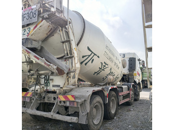 Truck SANY 6x4 mixer pump truck: picture 5