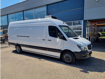 Refrigerated delivery van MERCEDES-BENZ Sprinter 513
