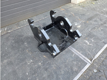 Quick coupler for Construction machinery kopplaat demarec cw55s demarec adaptor plate verachtert cw55s: picture 5