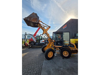 Wheel loader CASE