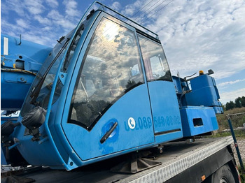 All terrain crane Grove GMK 3055: picture 2