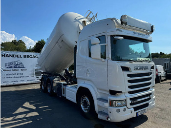 Tank truck SCANIA R 580