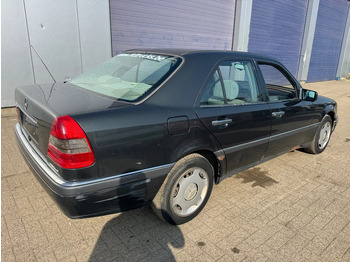 Sedan Mercedes-Benz C-Klasse **C220DIESEL-BELGIANCAR**: picture 4