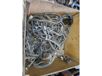 Electrical system for Truck MITSUBISHI FUSO 4P10 COMPLETE WIRING HARNESS: picture 2 Electrical system for Truck MITSUBISHI FUSO 4P10 COMPLETE WIRING HARNESS: picture 2