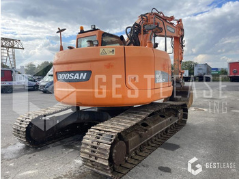 Crawler excavator Doosan DX235LC: picture 3