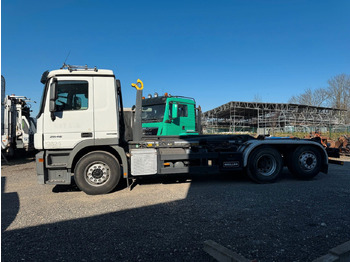 Hook lift truck MERCEDES-BENZ