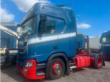 Tractor unit SCANIA R 450