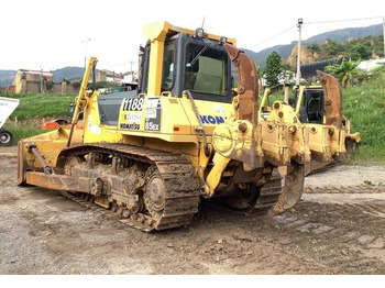 Bulldozer Komatsu D85EX-15: picture 2