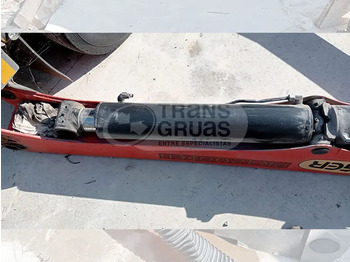 Truck mounted crane
