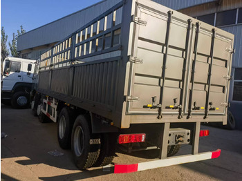 Dropside/ Flatbed truck Sinotruk HOWO 371 8*4 Fence truck: picture 3 Dropside/ Flatbed truck Sinotruk HOWO 371 8*4 Fence truck: picture 3