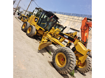 Grader CATERPILLAR 140K