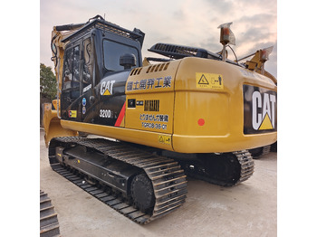 Crawler excavator CATERPILLAR 320D2