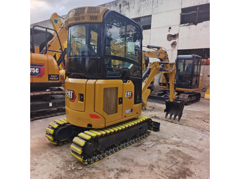 Mini excavator CATERPILLAR 302