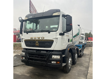 Concrete mixer truck SINOTRUK