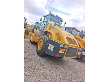 Road roller XCMG XS183J