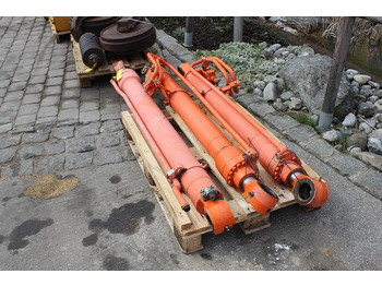 Hydraulic cylinder for Construction machinery Fiat-Hitachi EX 165: picture 2 Hydraulic cylinder for Construction machinery Fiat-Hitachi EX 165: picture 2