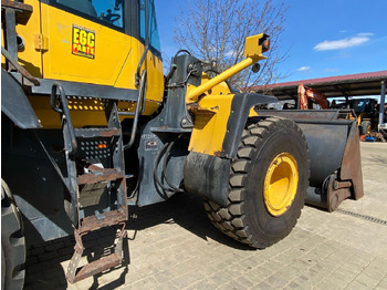 Wheel loader Komatsu WA 380: picture 4
