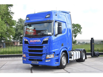 Tractor unit SCANIA R 530