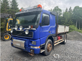 Dropside/ Flatbed truck VOLVO FM7