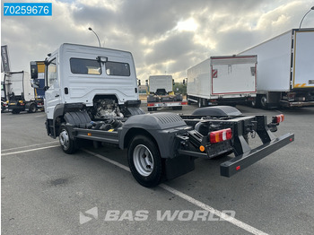 New Cab chassis truck Mercedes-Benz Atego 1021 4X2 10t chassis Automatic ClassicSpace Euro 6: picture 2