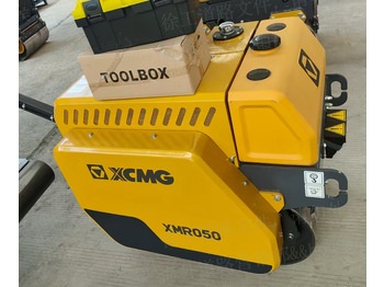 Mini roller XCMG XMR050 small double mini vibration drum vibratory road roller price: picture 4