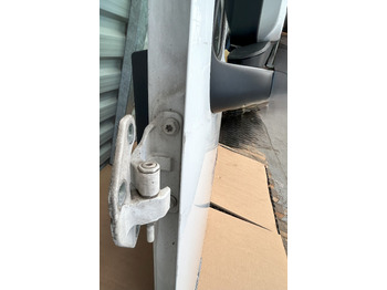 Door and parts MERCEDES ACTROS MP4 DOOR LEFT WITH MIRROR: picture 4