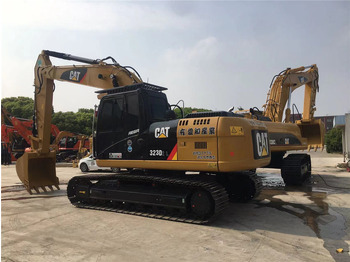 Crawler excavator CATERPILLAR 323D2L