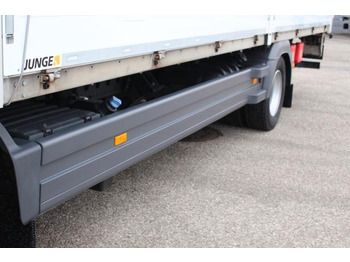 Curtainsider truck Mercedes-Benz Atego 1224 L: picture 4