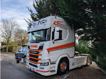 Tractor unit SCANIA R 500