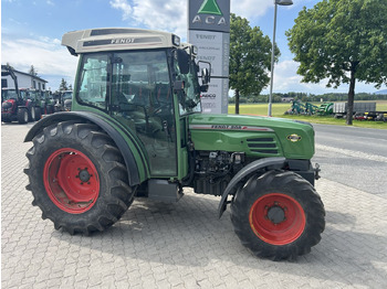 Farm tractor FENDT Farmer 200