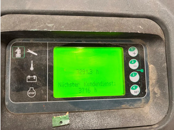 Pallet truck Linde T20AP: picture 2