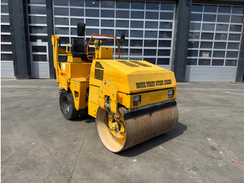 Road roller BOMAG BW135: picture 2