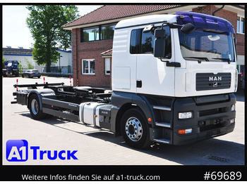 Container transporter/ Swap body truck MAN TGA 18.360