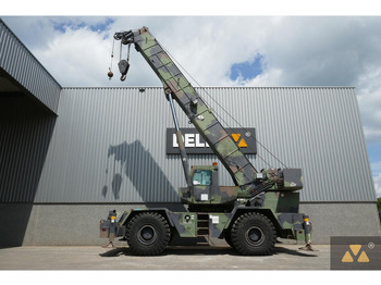 Rough terrain crane GROVE