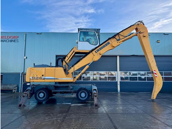 Waste/ Industry handler Liebherr A 924 C: picture 5