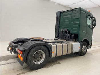 Tractor unit Volvo FH 420: picture 4