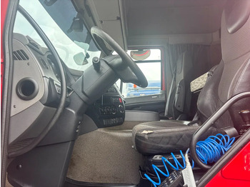 Tractor unit DAF CF 460 Spacecab Euro 6: picture 5 Tractor unit DAF CF 460 Spacecab Euro 6: picture 5