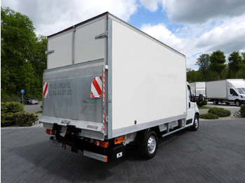 Closed box van CITROEN JUMPER BOX LIFT 8 PALLETS CRUISE CONTROL NAVIGATION AIR CONDITIONING  165HP: picture 3