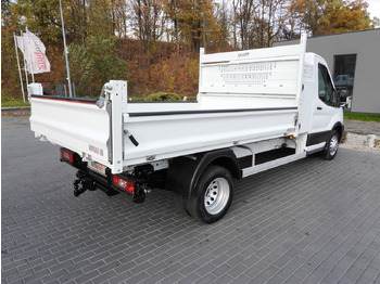 Tipper van FORD TRANSIT TIPPER CRUISE CONTROL LED LIGHTS TWIN WHEELS AIR CONDITIONING  130HP: picture 3